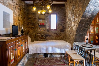 traditional homes of crete
