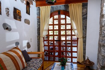 traditional homes of crete