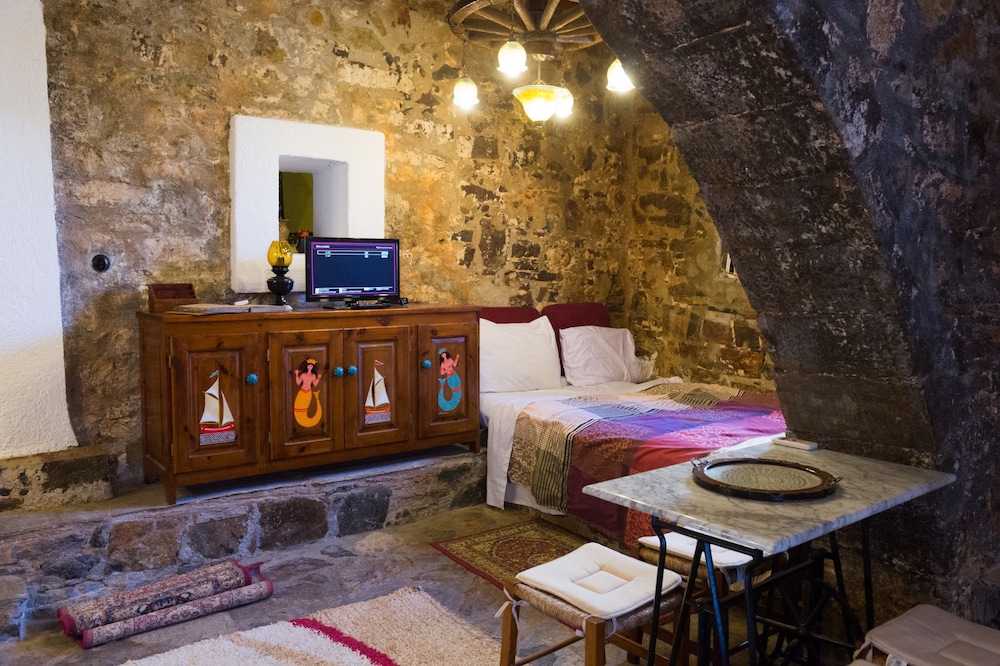 traditional homes of crete
