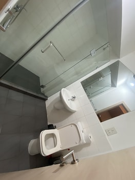 luxury studio apartment at the gallery