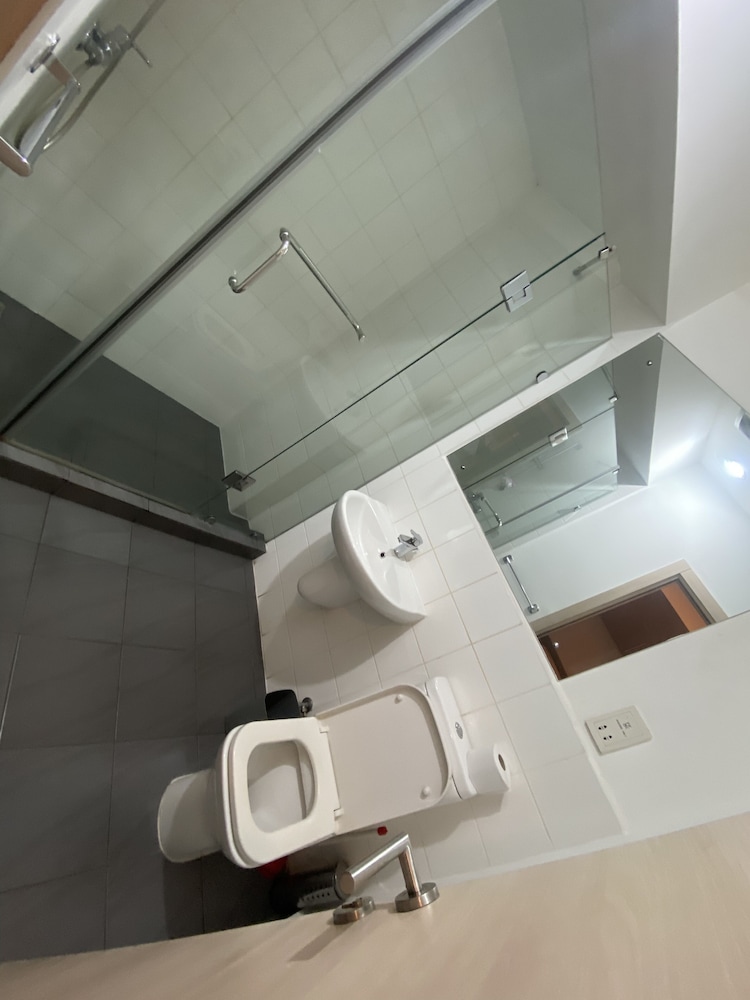 luxury studio apartment at the gallery