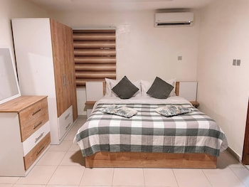 luxury studio apartment at the gallery