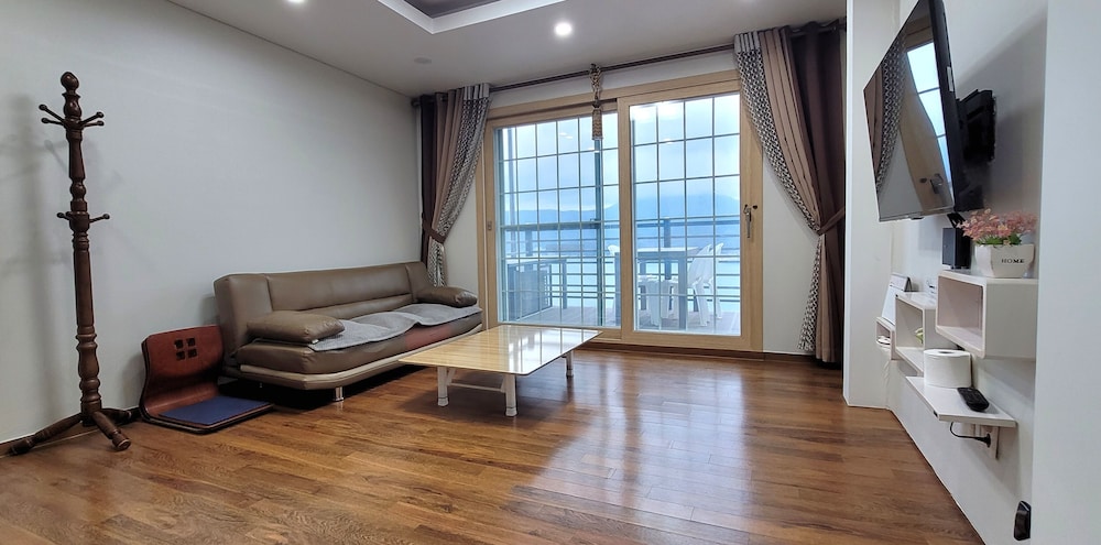 a day in geoje pension