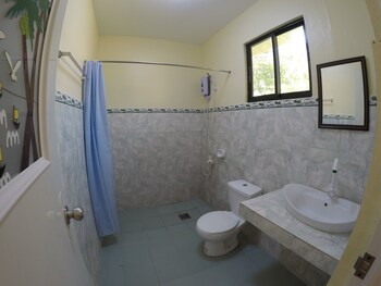 almira diving resort