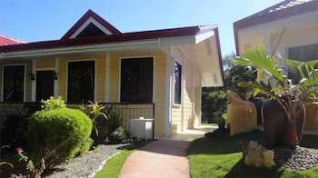 almira diving resort