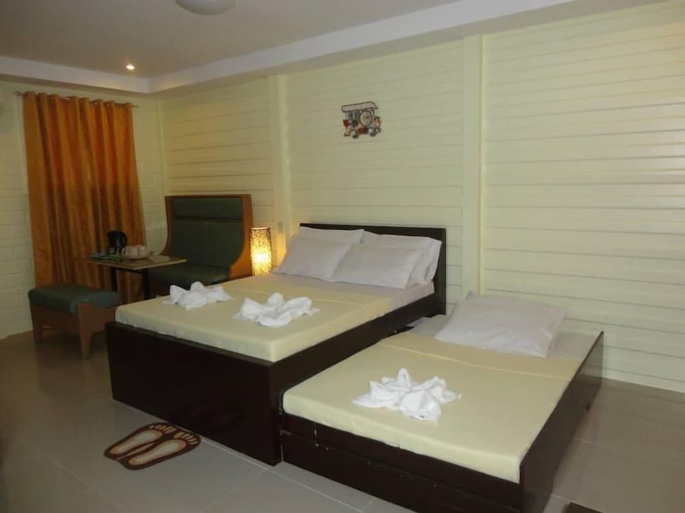 almira diving resort