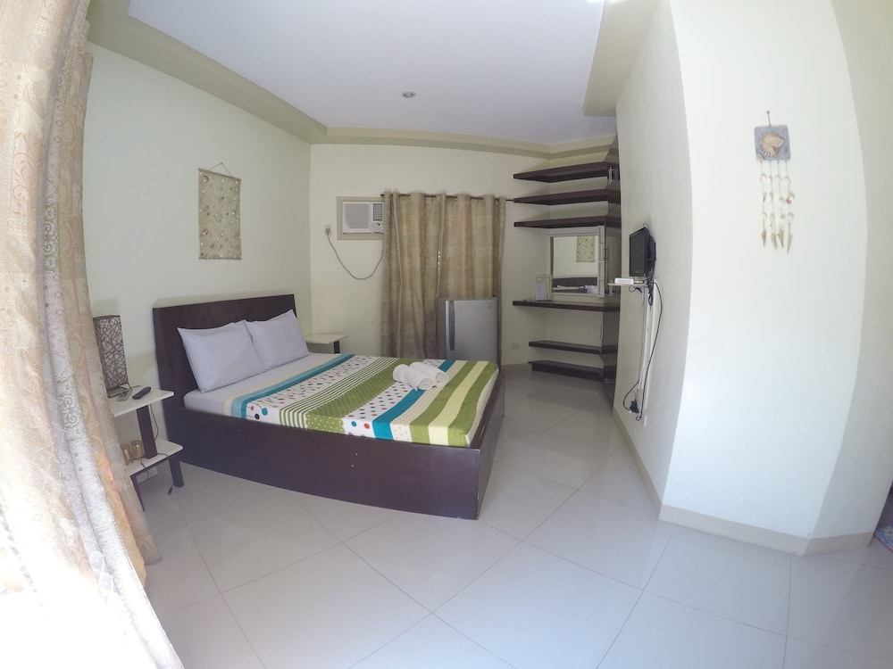almira diving resort