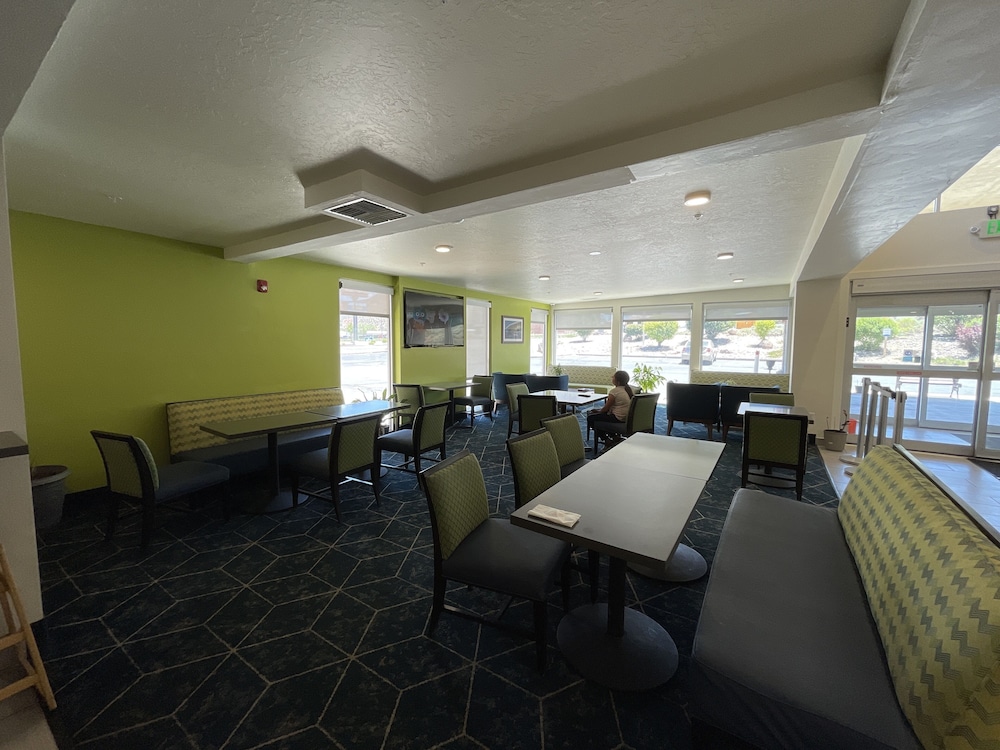 wingate by wyndham cedar city