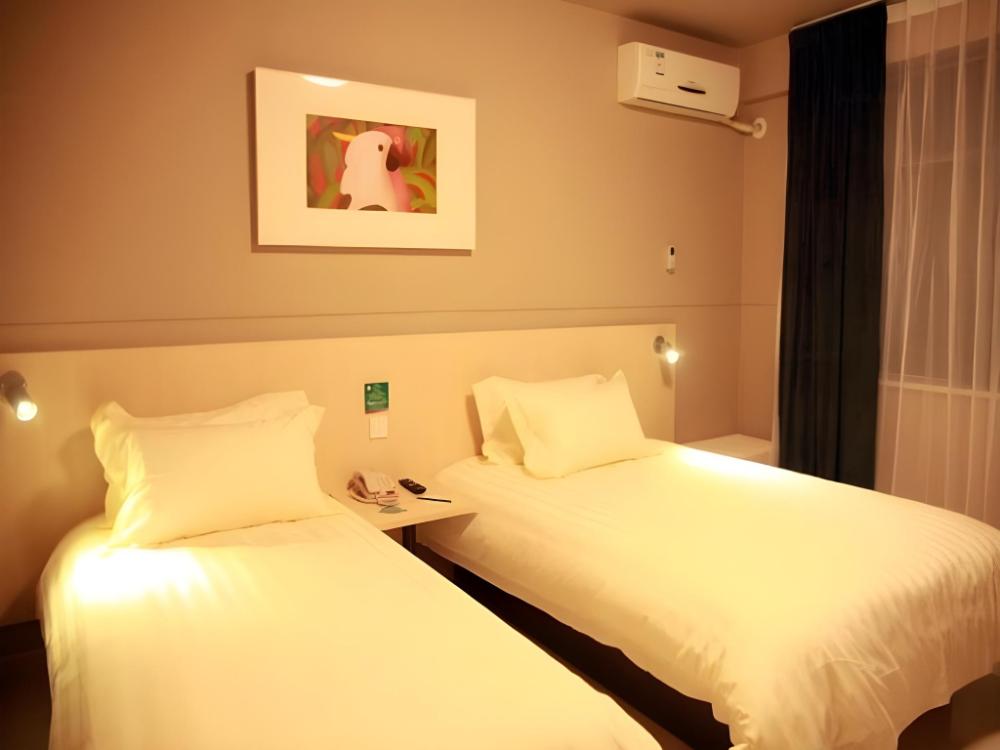 jinjiang inn jinan daming lake