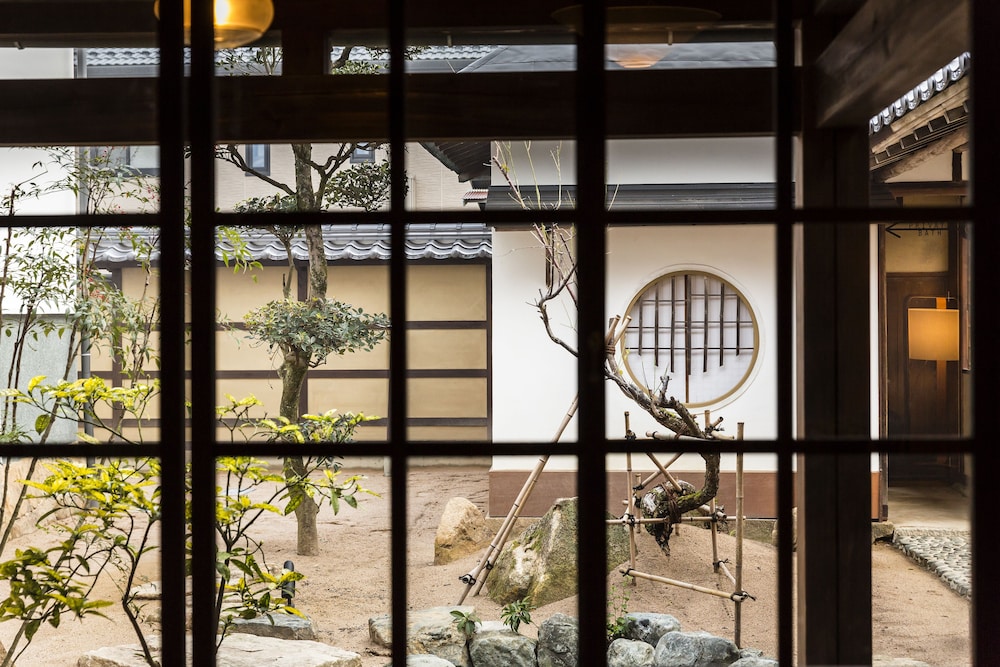 en takeda castle town hotel