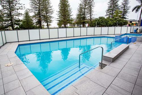 South Pacific Plaza,Gold Coast>>Broadbeach,3 star