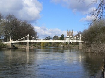 Somerville House,Bristol>>Bartestree,5 star