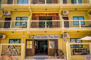 caye caulker plaza hotel