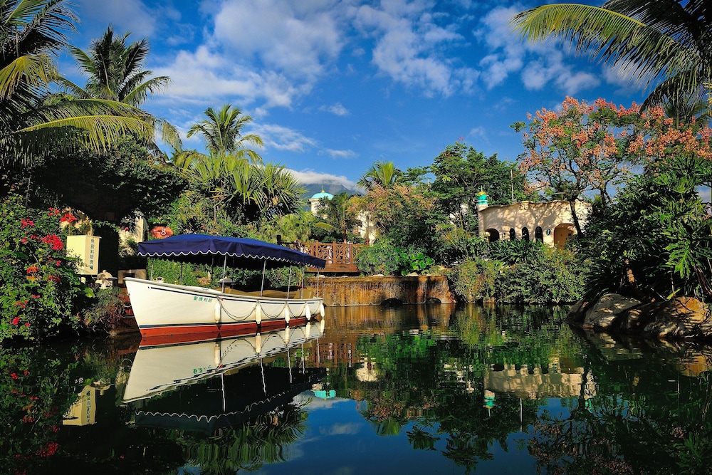 promisedland resort and lagoon