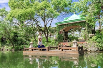 promisedland resort and lagoon