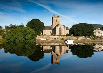 the lakeside hotel and leisure centre