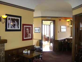 the lakeside hotel and leisure centre