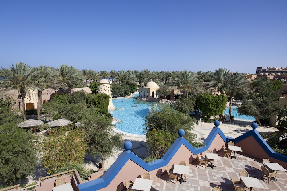 the grand makadi