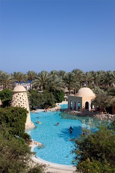the grand makadi