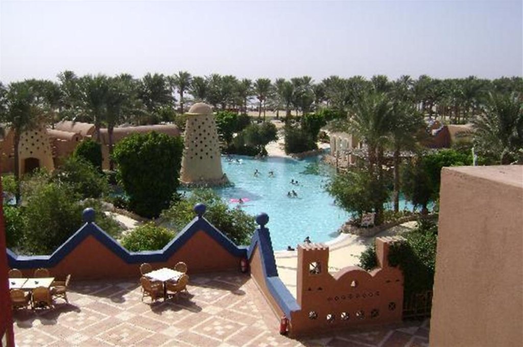 the grand makadi