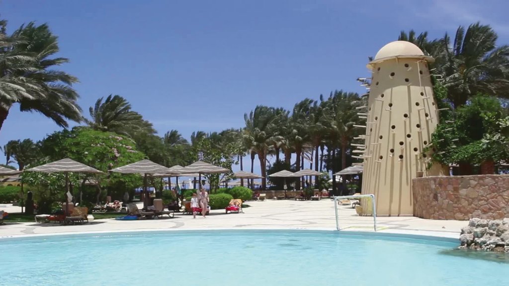 the grand makadi
