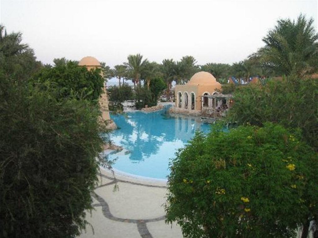 the grand makadi