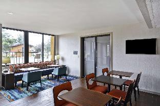 hampton inn detroit madison heights south troy