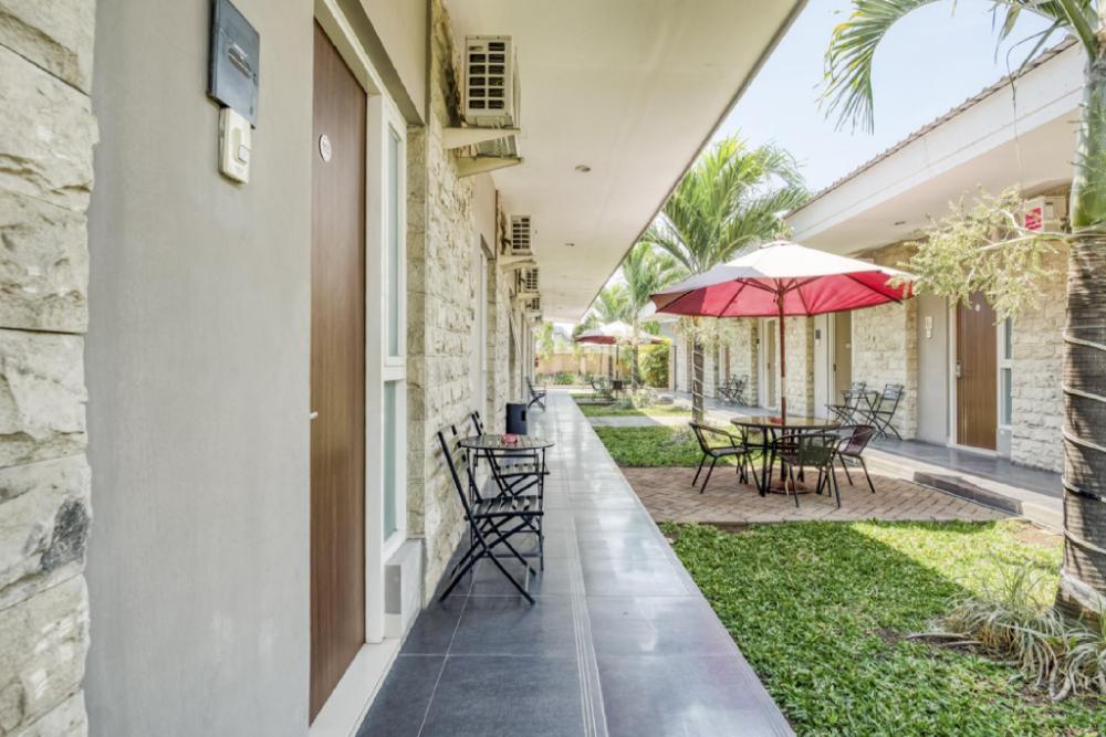 sunshine family homestay near terminal 1 juanda airport