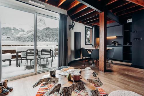 isko basecamp and hotel