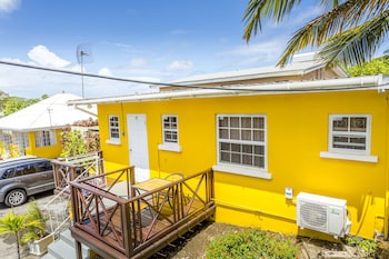 adulo apartments