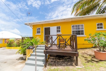 adulo apartments