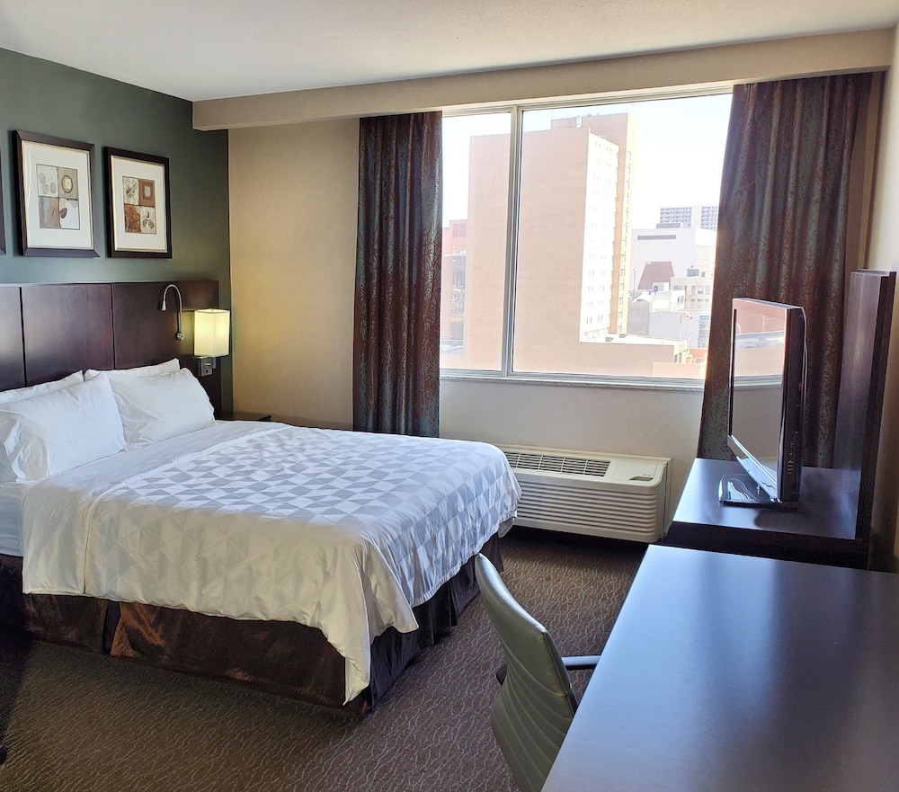 holiday inn hotel and suites saskatoon downtown an ihg hotel