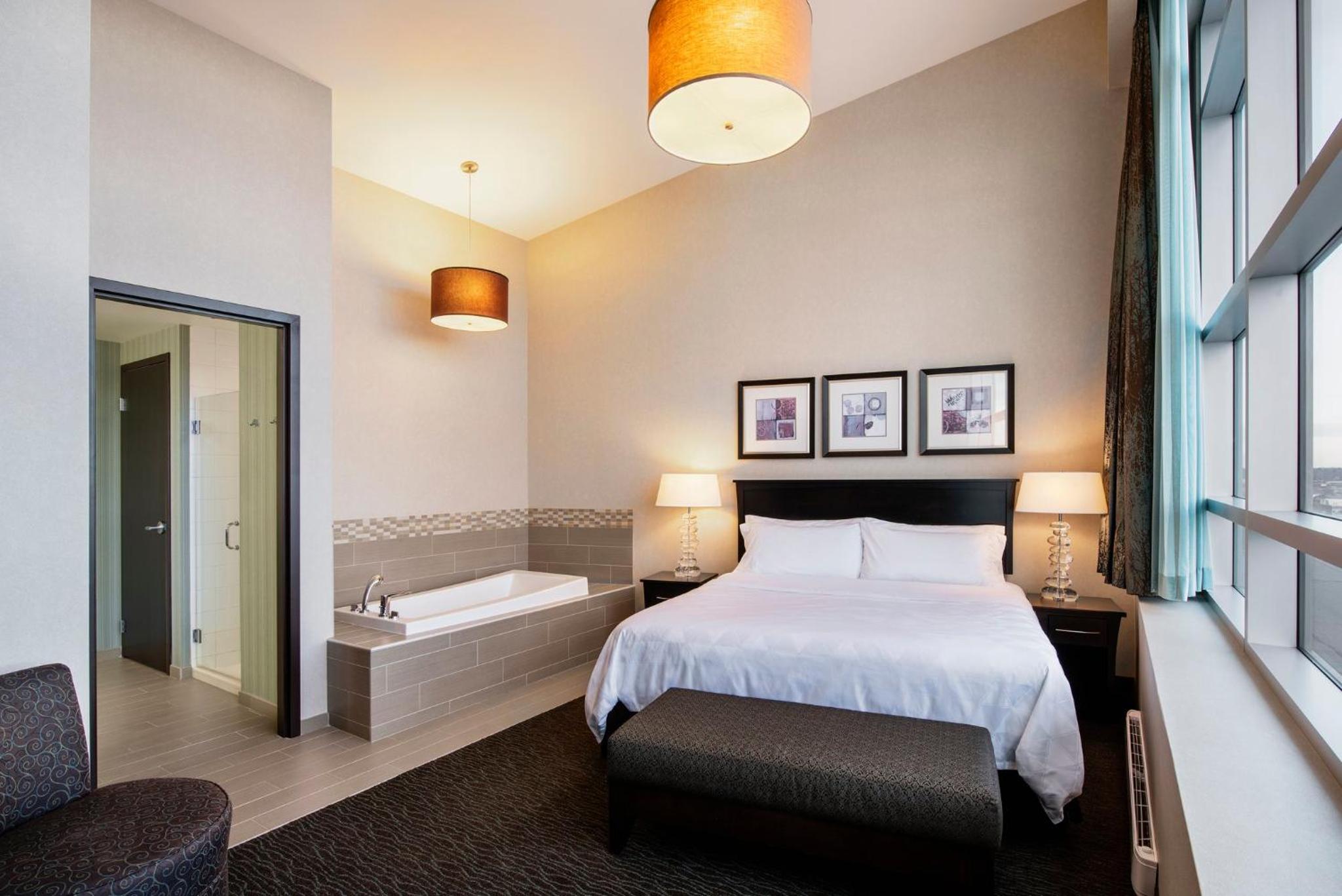 holiday inn hotel and suites saskatoon downtown an ihg hotel