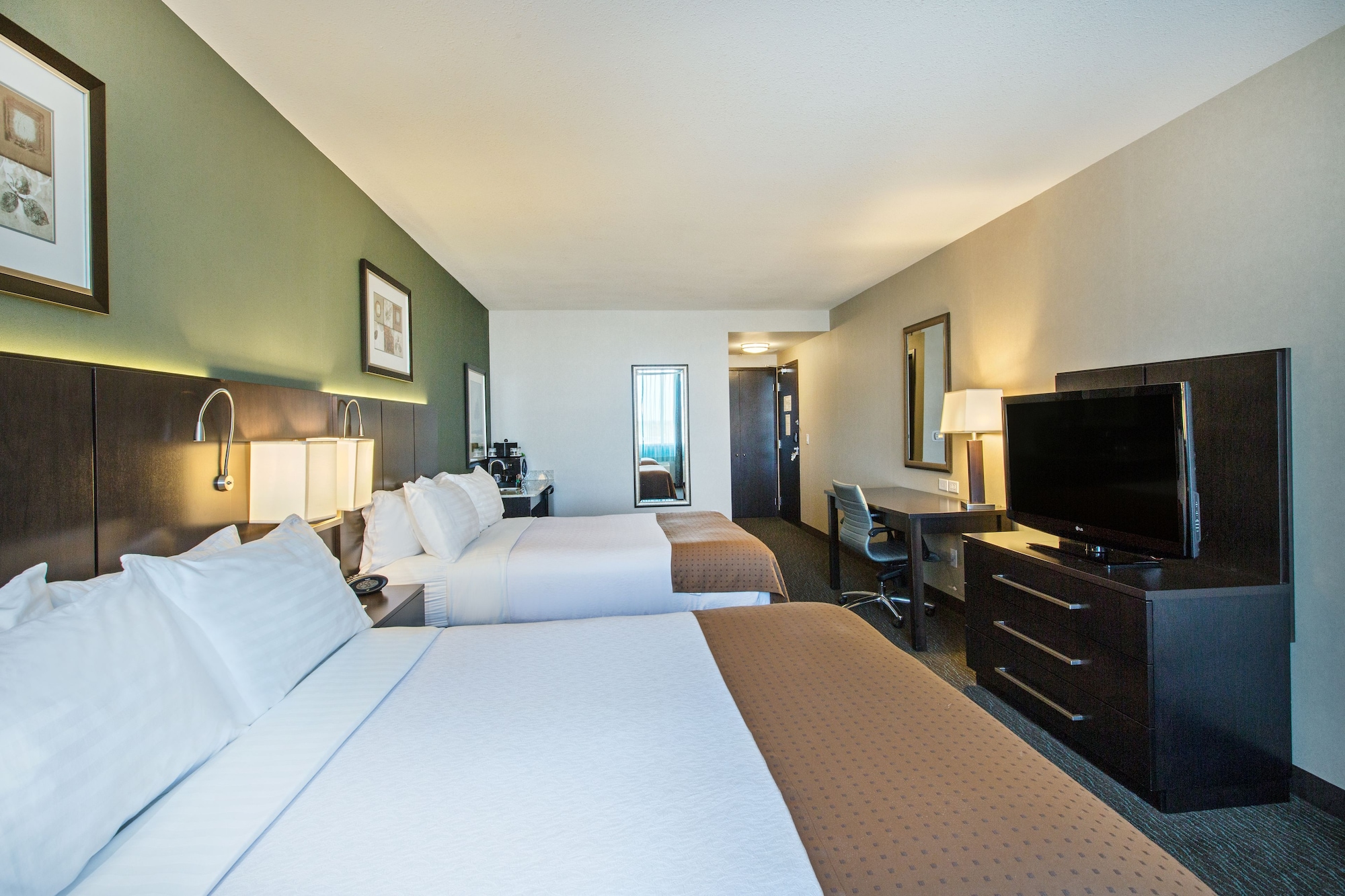holiday inn hotel and suites saskatoon downtown an ihg hotel