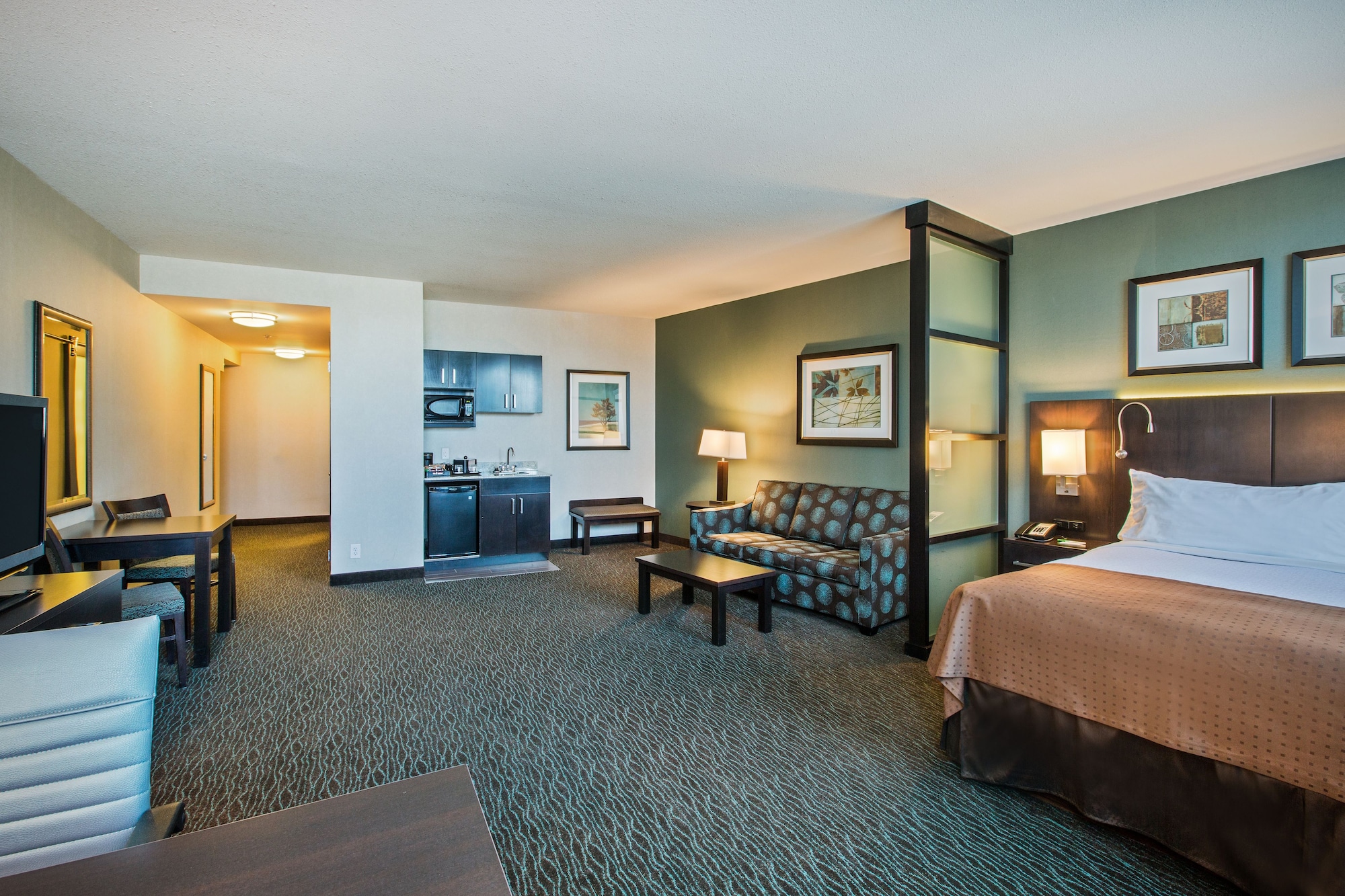 holiday inn hotel and suites saskatoon downtown an ihg hotel
