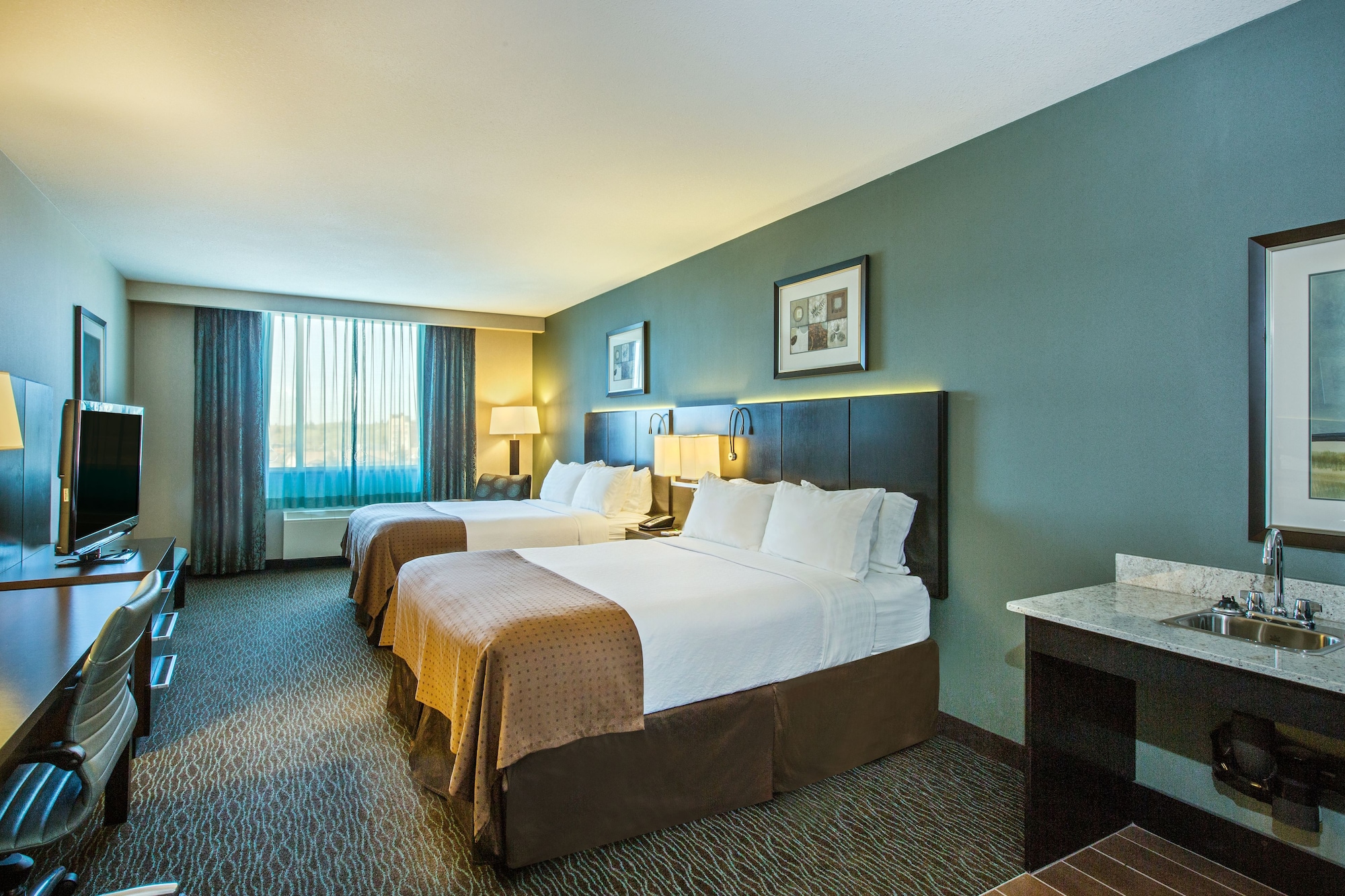 holiday inn hotel and suites saskatoon downtown an ihg hotel