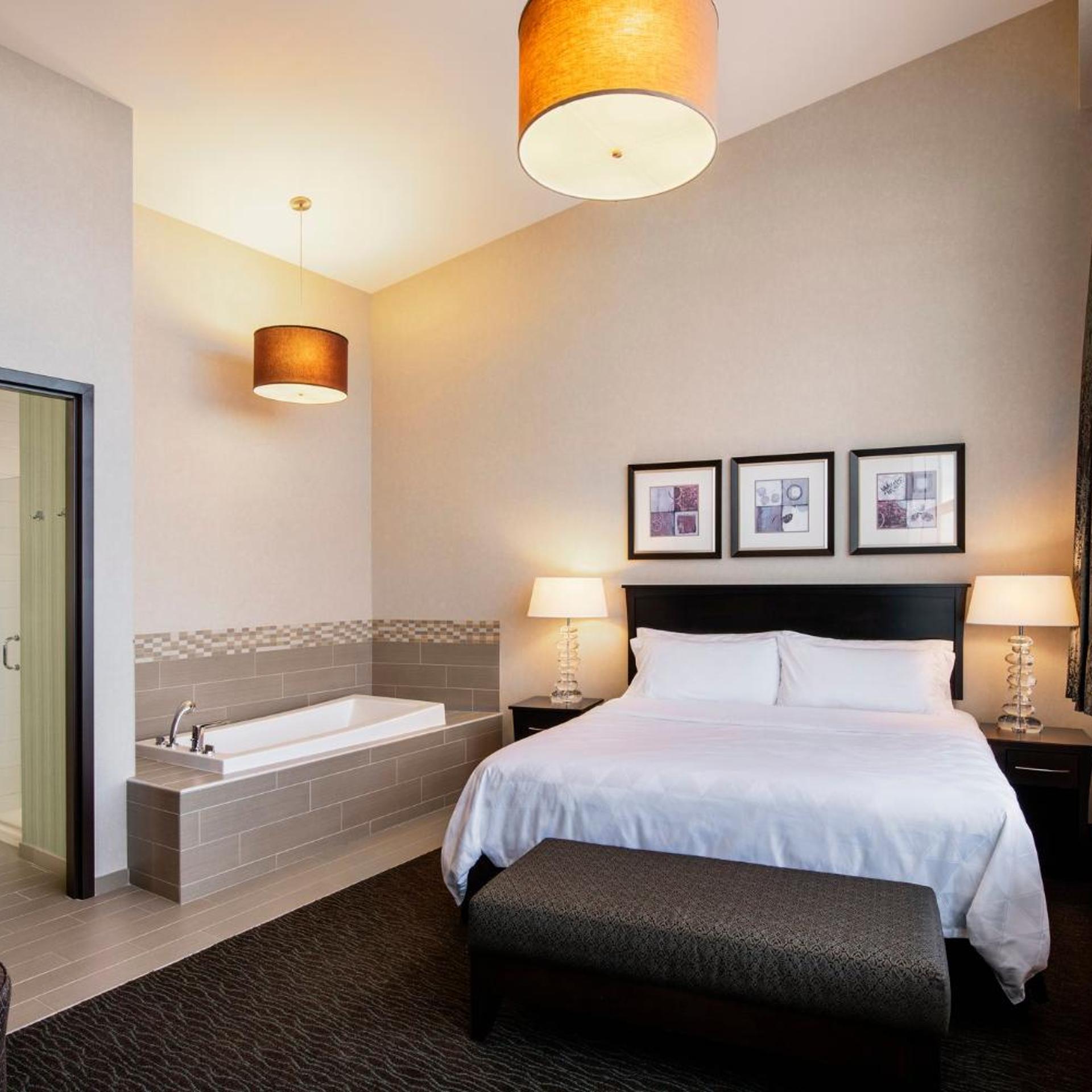 holiday inn hotel and suites saskatoon downtown an ihg hotel