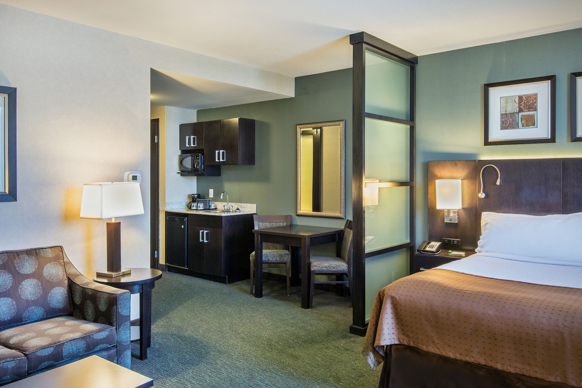 holiday inn hotel and suites saskatoon downtown an ihg hotel
