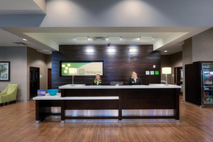 holiday inn hotel and suites saskatoon downtown an ihg hotel