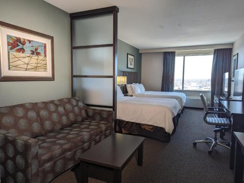 holiday inn hotel and suites saskatoon downtown an ihg hotel