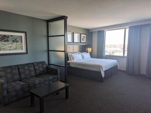 holiday inn hotel and suites saskatoon downtown an ihg hotel