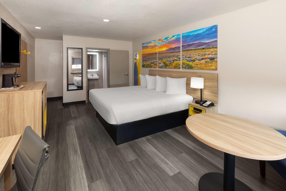 desert inn