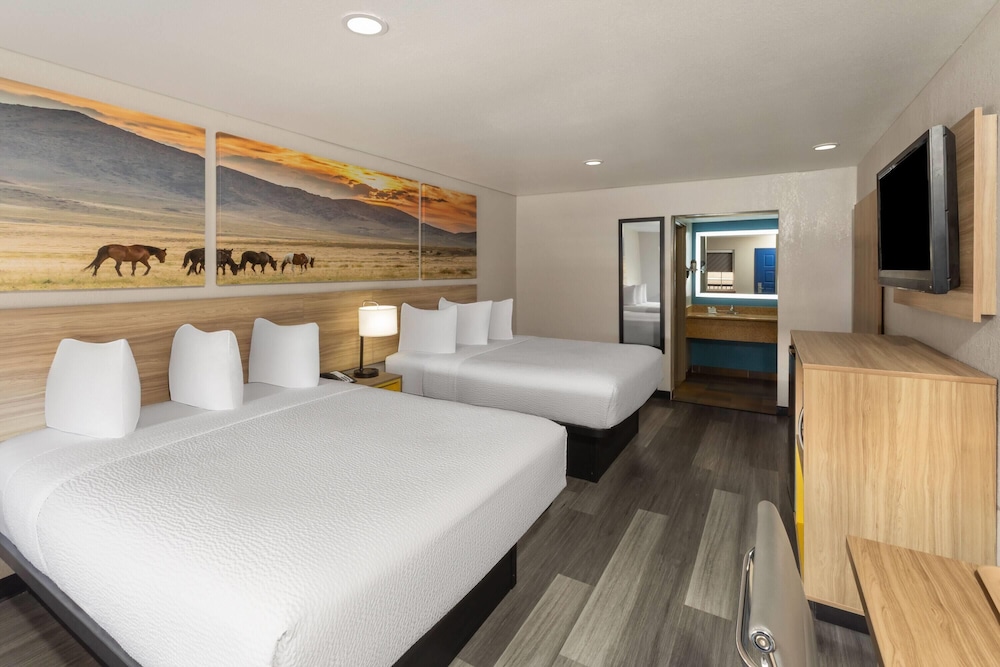 desert inn
