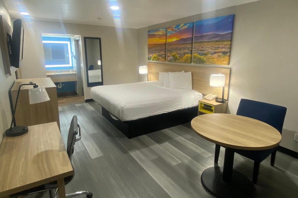 desert inn