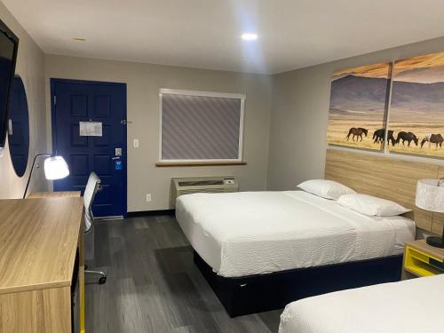 desert inn