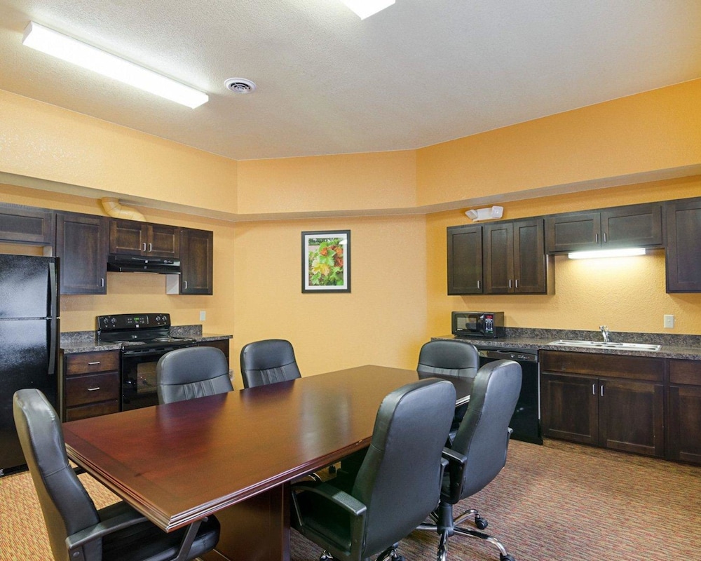 comfort inn and suites orange montpelier