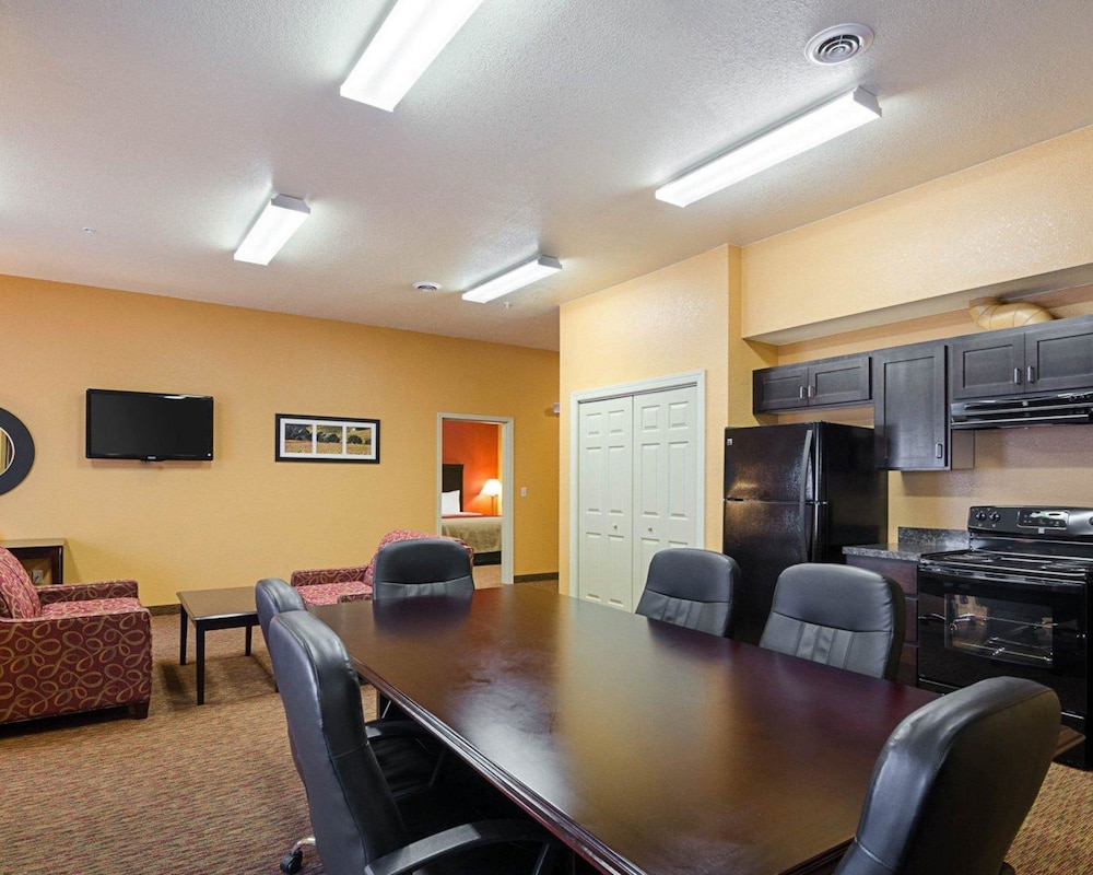 comfort inn and suites orange montpelier