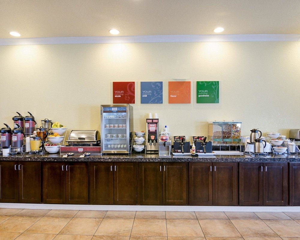 comfort inn and suites orange montpelier