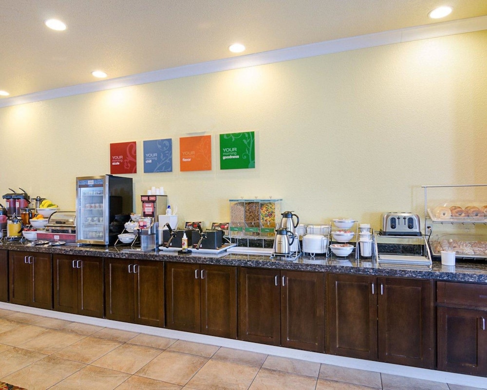 comfort inn and suites orange montpelier