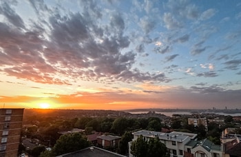 park regis concierge apartments
